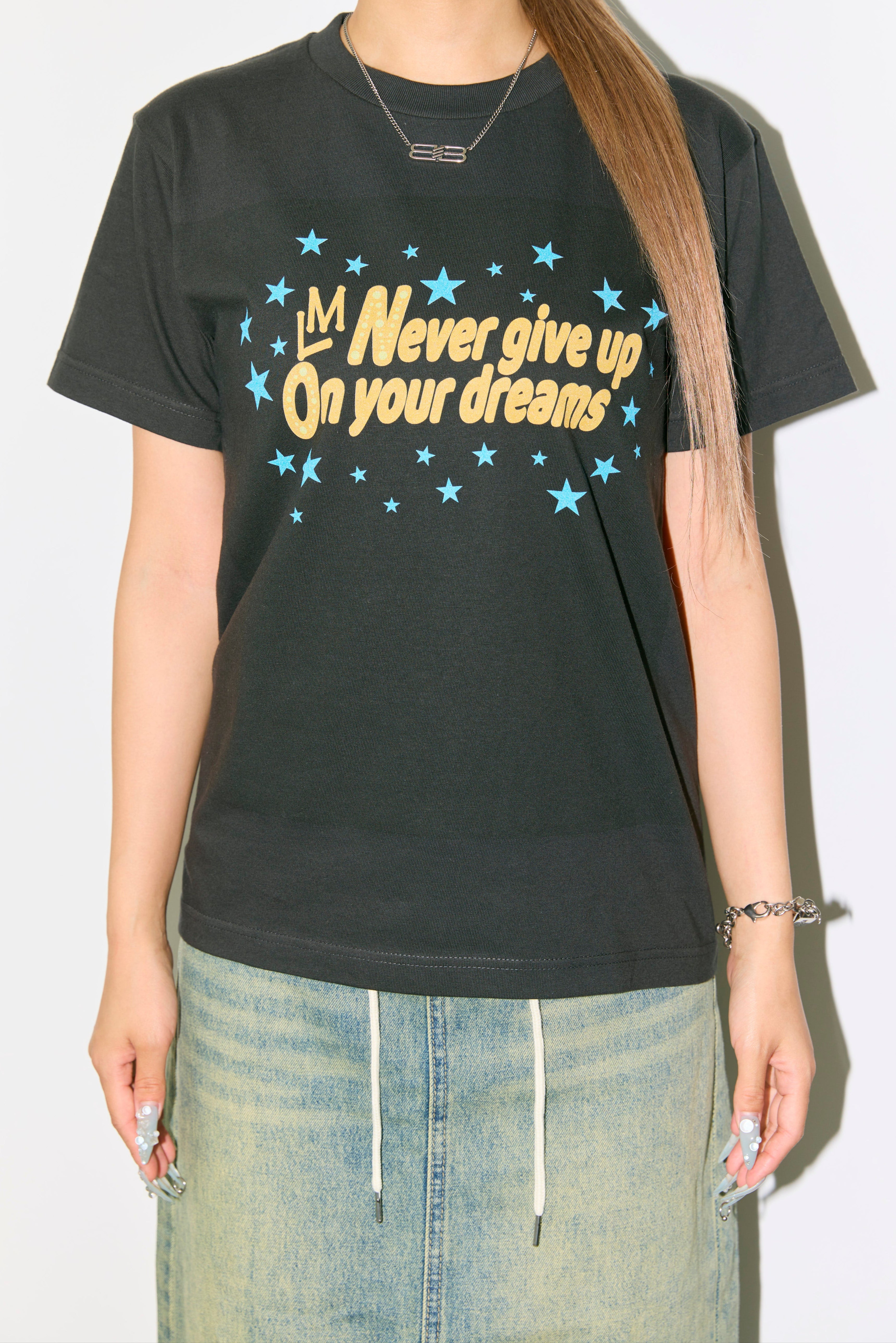 【9月末-10月上旬お届け予定】NEVR GIVE UP TEE