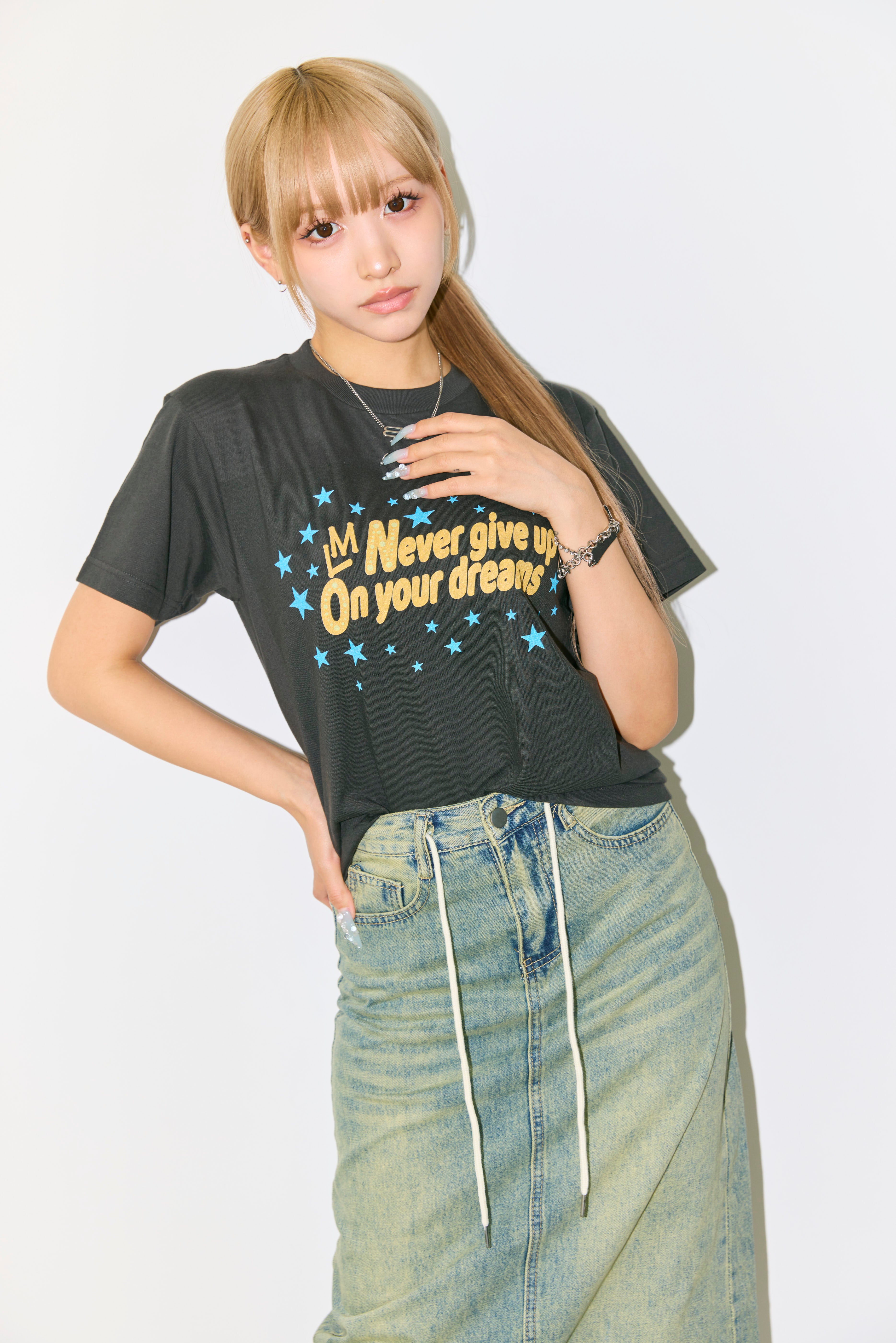 【9月末-10月上旬お届け予定】NEVR GIVE UP TEE