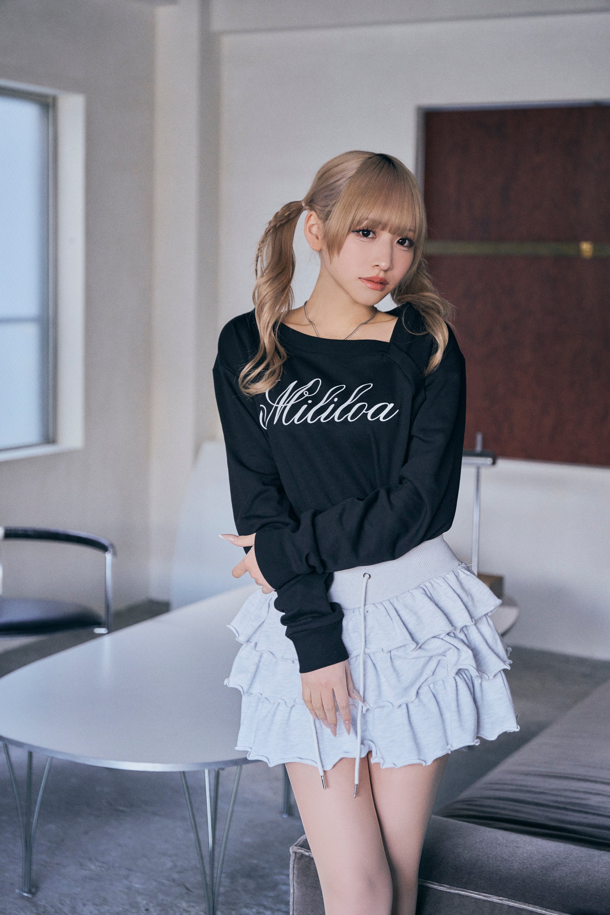 One shoulder Logo Sweat